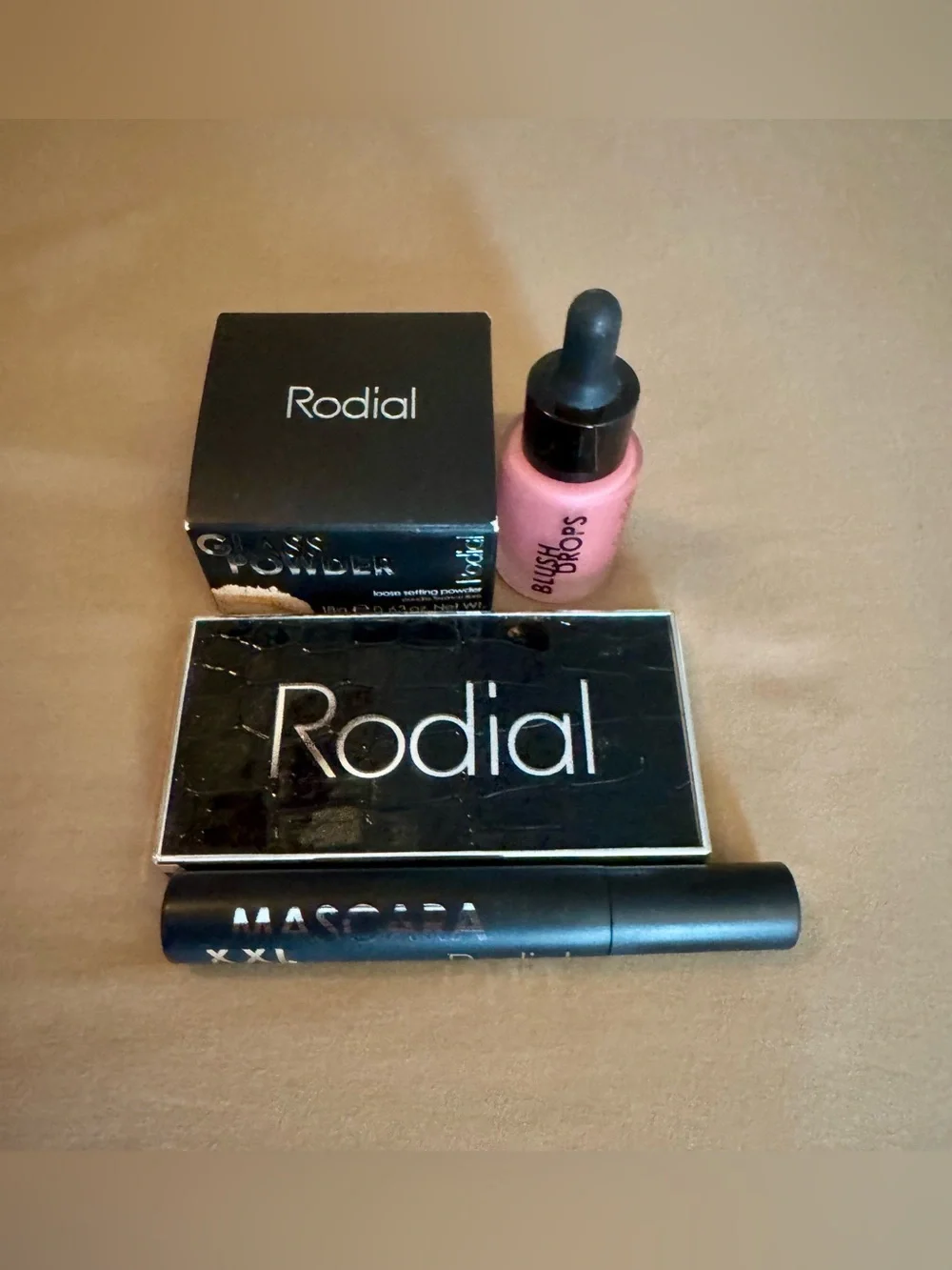 Rodial Pink & Neutral Blush and Eye Palette with Black Mascara